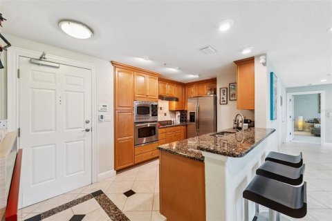 Condo in Clearwater, Florida, 2 bedrooms  № 1853589 - photo 15