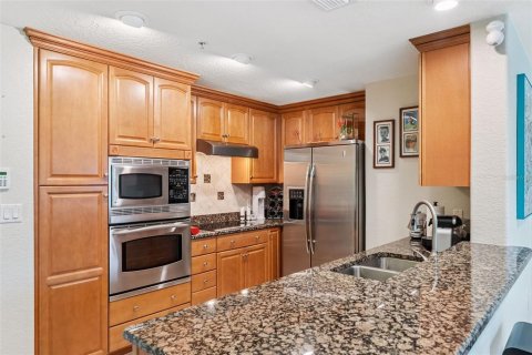Condo in Clearwater, Florida, 2 bedrooms  № 1853589 - photo 16