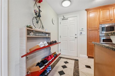 Condo in Clearwater, Florida, 2 bedrooms  № 1853589 - photo 6