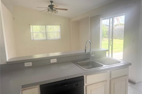House in Kissimmee, Florida 3 bedrooms, 135.27 sq.m. № 1788240 - photo 26