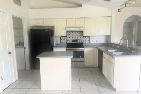 House in Kissimmee, Florida 3 bedrooms, 135.27 sq.m. № 1788240 - photo 24