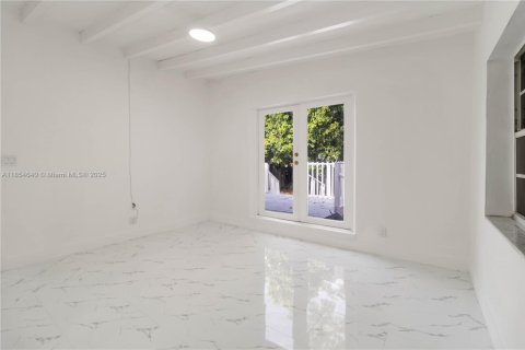 Casa en venta en Hollywood, Florida, 3 dormitorios № 1882268 - foto 22