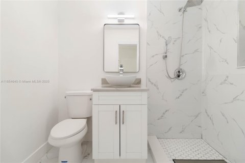 Casa en venta en Hollywood, Florida, 3 dormitorios № 1882268 - foto 19