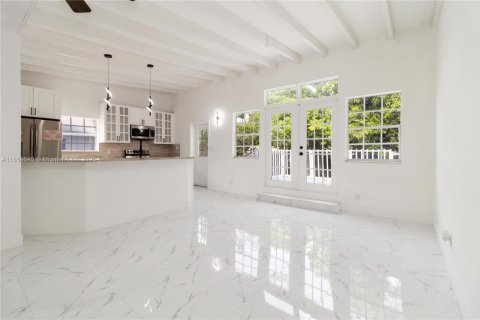 Casa en venta en Hollywood, Florida, 3 dormitorios № 1882268 - foto 2