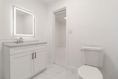 Casa en venta en Hollywood, Florida, 3 dormitorios № 1882268 - foto 26