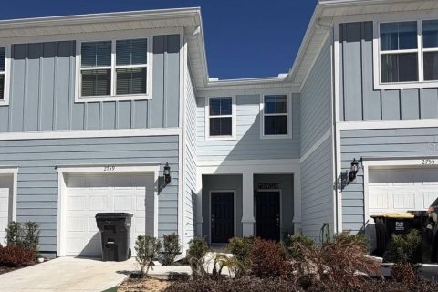 Townhouse in Davenport, Florida 3 bedrooms, 161.28 sq.m. № 2393949