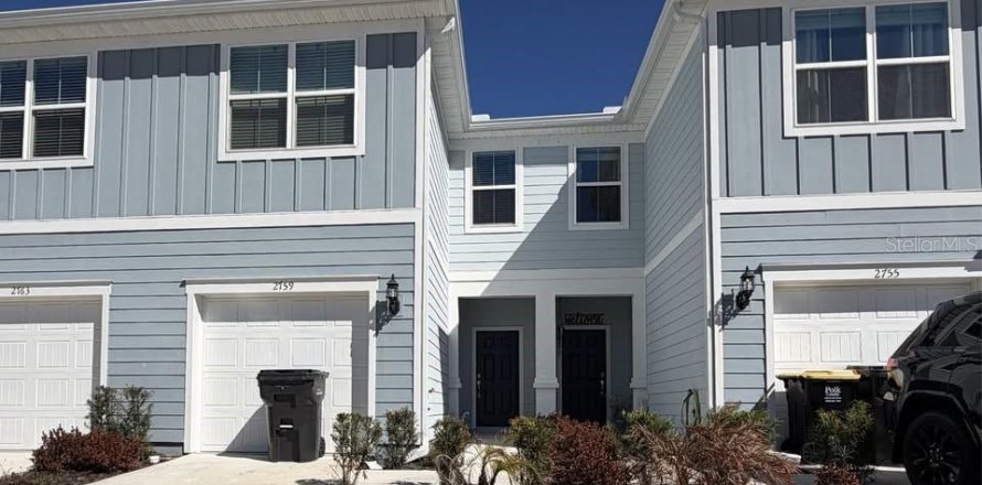 Townhouse in Davenport, Florida 3 bedrooms, 161.28 sq.m. № 2393949