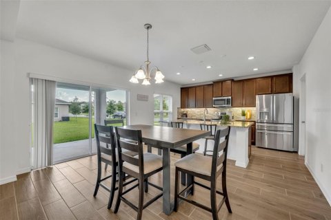 House in Groveland, Florida 4 bedrooms, 237.37 sq.m. № 1591194 - photo 9