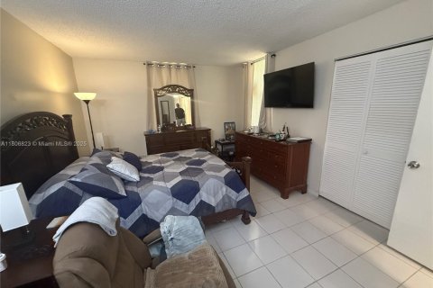 Copropriété à vendre à Miami, Floride: 2 chambres, 86.96 m2 № 1745639 - photo 13