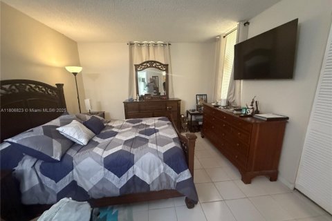 Copropriété à vendre à Miami, Floride: 2 chambres, 86.96 m2 № 1745639 - photo 14