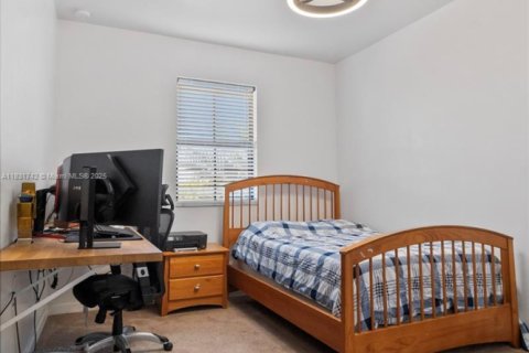 Townhouse in Homestead, Florida 4 bedrooms, 169.92 sq.m. № 1809798 - photo 19