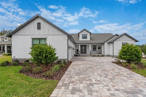 House in Brooksville, Florida 4 bedrooms, 289.76 sq.m. № 2290484