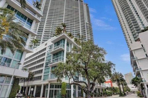 Appartement à louer à Miami, Floride: 2 chambres, 100.24 m2 № 1956598 - photo 1