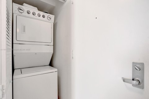 Appartement à louer à Miami, Floride: 2 chambres, 100.24 m2 № 1956598 - photo 26