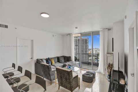 Appartement à louer à Miami, Floride: 2 chambres, 100.24 m2 № 1956598 - photo 14