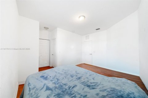 Condominio en venta en Homestead, Florida, 3 dormitorios, 126.81 m2 № 1975679 - foto 16