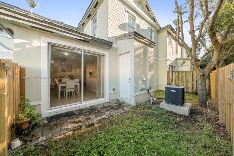 Condominio en venta en Homestead, Florida, 3 dormitorios, 126.81 m2 № 1975679 - foto 10