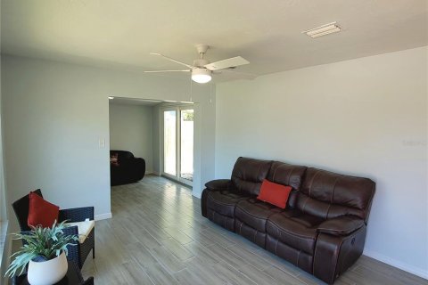 Villa ou maison à louer à Sarasota, Floride: 3 chambres, 138.42 m2 № 1803854 - photo 30