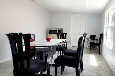Villa ou maison à louer à Sarasota, Floride: 3 chambres, 138.42 m2 № 1803854 - photo 25