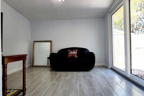 Villa ou maison à louer à Sarasota, Floride: 3 chambres, 138.42 m2 № 1803854 - photo 11