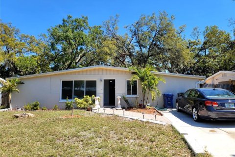 Villa ou maison à louer à Sarasota, Floride: 3 chambres, 138.42 m2 № 1803854 - photo 1