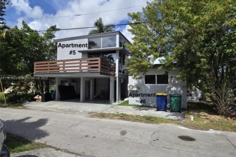 Commercial property in Dania Beach, Florida № 1862215 - photo 11