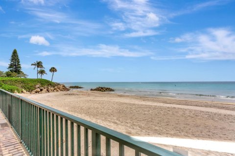 Condo in Hillsboro Beach, Florida, 2 bedrooms  № 1182409 - photo 1