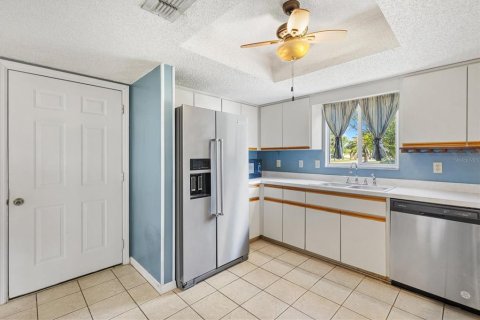House in Summerfield, Florida 3 bedrooms, 160.35 sq.m. № 1719611 - photo 9