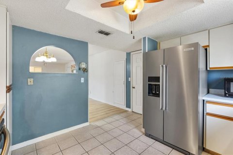 House in Summerfield, Florida 3 bedrooms, 160.35 sq.m. № 1719611 - photo 10