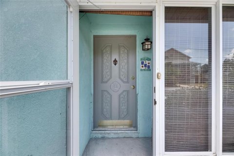 House in Ruskin, Florida 3 bedrooms, 142.05 sq.m. № 1663140 - photo 20