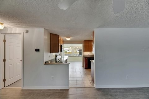 House in Ruskin, Florida 3 bedrooms, 142.05 sq.m. № 1663140 - photo 9