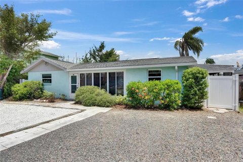 House in Ruskin, Florida 3 bedrooms, 142.05 sq.m. № 1663140 - photo 18