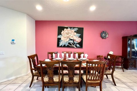 Villa ou maison à vendre à Kissimmee, Floride: 8 chambres, 375.42 m2 № 1214499 - photo 15