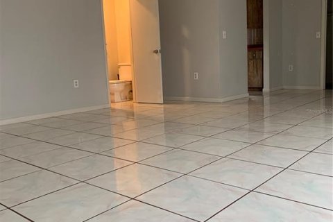 Townhouse in Lakeland, Florida 2 bedrooms, 130.99 sq.m. № 1900842 - photo 7
