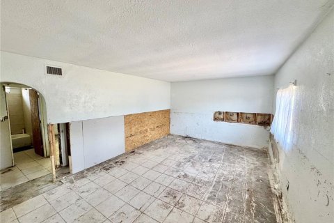 House in Punta Gorda, Florida 4 bedrooms, 164.44 sq.m. № 1740684 - photo 12