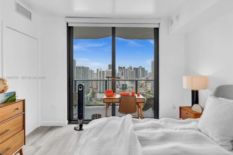 Снять в аренду кондоминиум в Майами, Флорида 1 спальня, 68.56м2, № 2060930 - фото 16