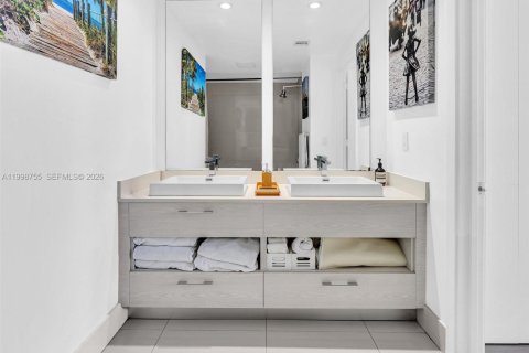 Снять в аренду кондоминиум в Майами, Флорида 1 спальня, 68.56м2, № 2060930 - фото 20