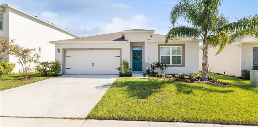 House in New Smyrna Beach, Florida 4 bedrooms, 172.33 sq.m. № 1914243