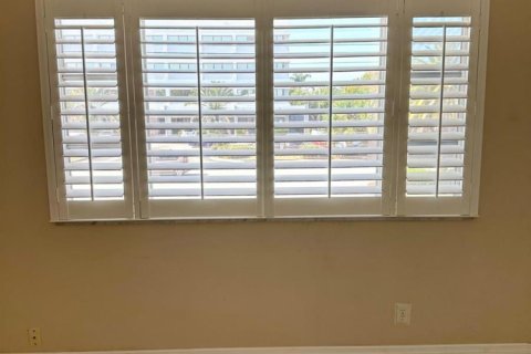 Copropriété à vendre à Pompano Beach, Floride: 2 chambres, 78.04 m2 № 2084537 - photo 4