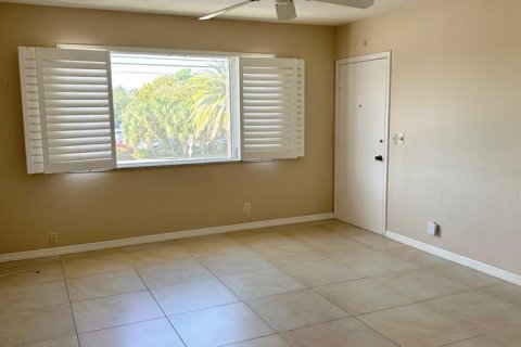 Copropriété à vendre à Pompano Beach, Floride: 2 chambres, 78.04 m2 № 2084537 - photo 3