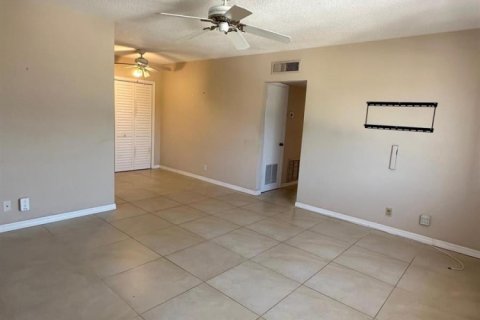 Copropriété à vendre à Pompano Beach, Floride: 2 chambres, 78.04 m2 № 2084537 - photo 5