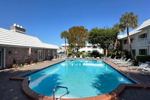 Condo à Pompano Beach, Floride, 2 chambres  № 2084537
