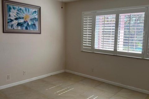 Copropriété à vendre à Pompano Beach, Floride: 2 chambres, 78.04 m2 № 2084537 - photo 9