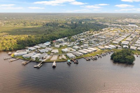 Land in Fort Myers, Florida № 1724467 - photo 9