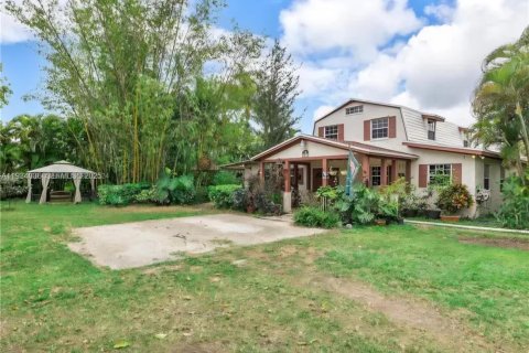 Купить виллу или дом в Майами, Флорида 4 спальни, 329.62м2, № 2154144 - фото 24