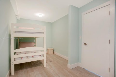 Condominio en alquiler en Miami, Florida, 3 dormitorios, 164.81 m2 № 2029621 - foto 13