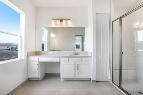 House in Wesley Chapel, Florida 3 bedrooms, 229.84 sq.m. № 1869402 - photo 16