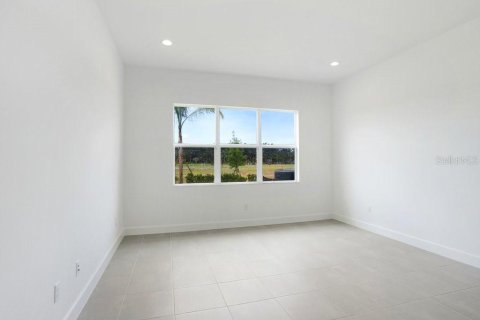 House in Wesley Chapel, Florida 3 bedrooms, 229.84 sq.m. № 1869402 - photo 14