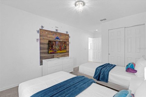 Adosado en venta en Kissimmee, Florida, 5 dormitorios, 213.12 m2 № 1904559 - foto 18