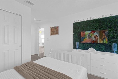 Adosado en venta en Kissimmee, Florida, 5 dormitorios, 213.12 m2 № 1904559 - foto 25